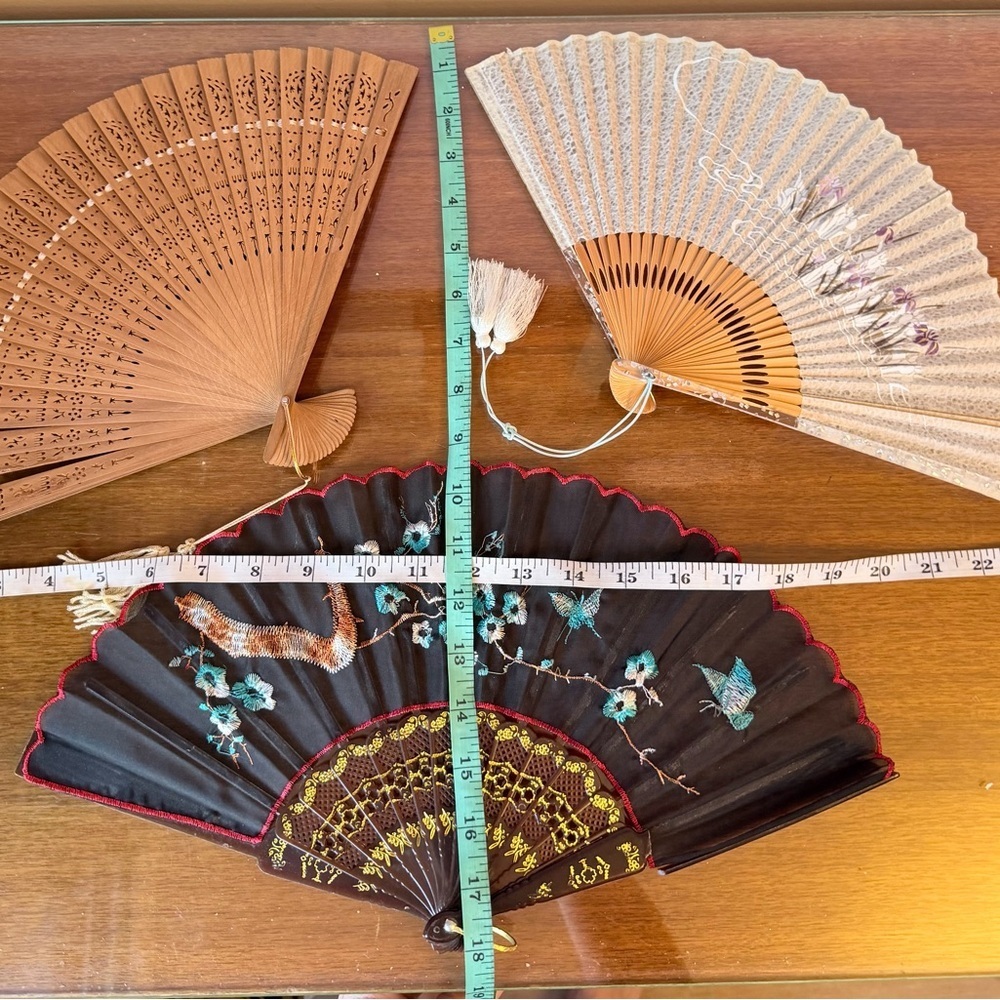 Set of Three Vintage Asian Inspired Decorative Folding Fans - Black Beige Cream - Picture 9 of 12